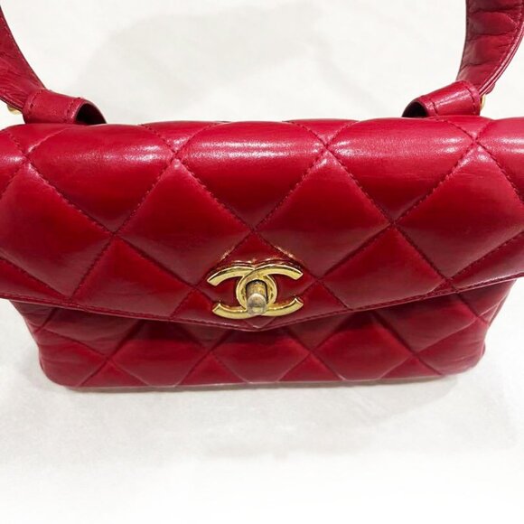 Authentic CHANEL CC Vintage Matelasse Lambskin Waist Pouch Bum Bag Leather Red - Picture 9 of 16